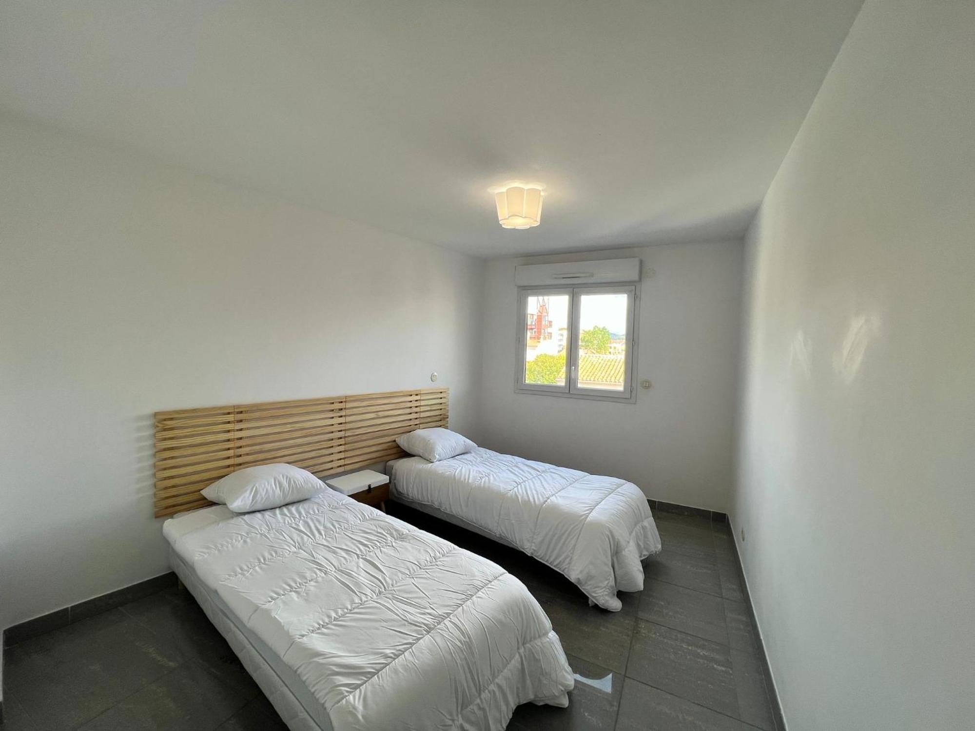 Grand T3 Neuf Proche Port/Centre Ville ลาซิโอตาต์ ภายนอก รูปภาพ